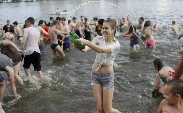 美女污播平台苹果版十大禁止直播软件